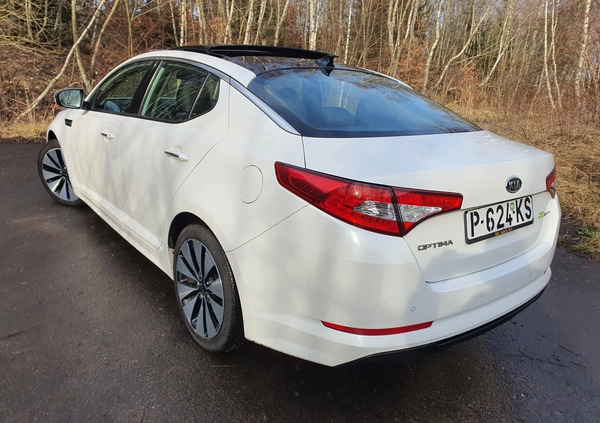 Kia Optima cena 33900 przebieg: 285000, rok produkcji 2012 z Wałbrzych małe 67